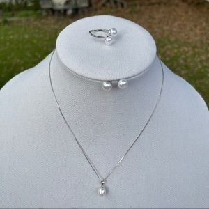 NEW 925 Sterling Silver White Freshwater Pearl Necklace Ring And Earring Set